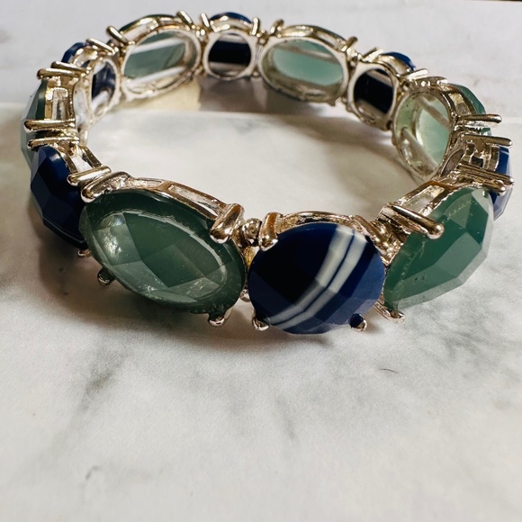 NAPIER Stretch Bracelet Coastal Blue and Aqua Cabachon Stones Silver - Picture 4 of 5